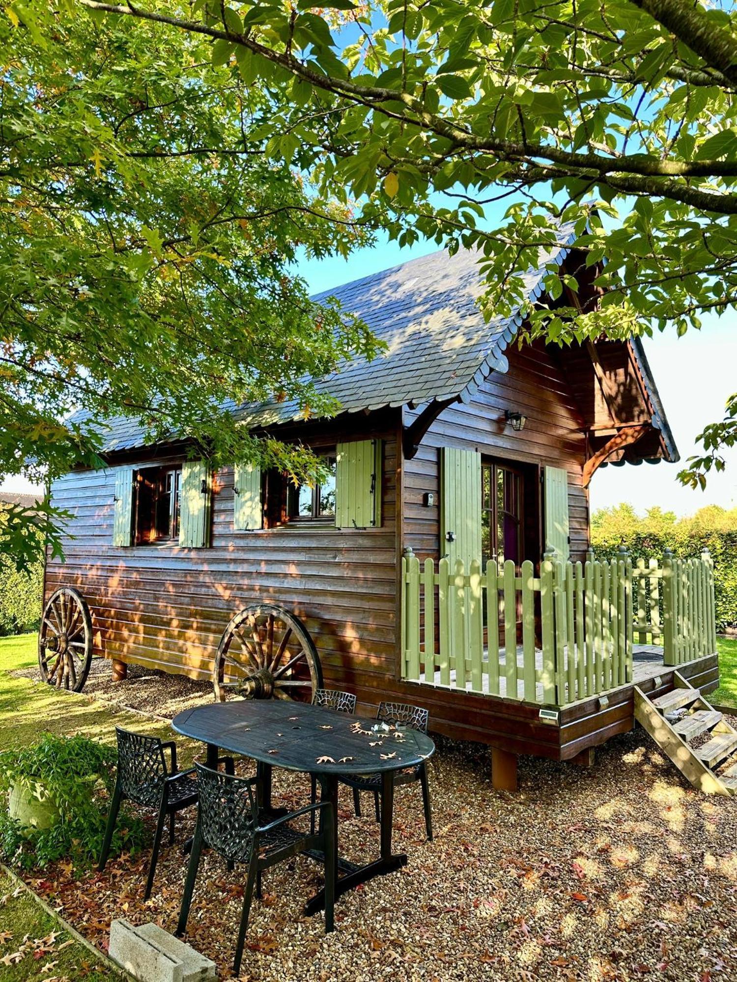 Rosalie Bed & Breakfast Fiquefleur-Equainville Exterior photo